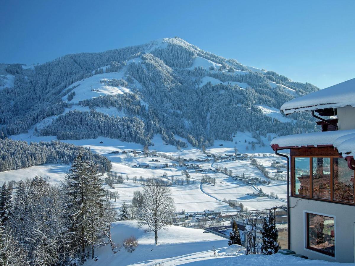 Beautiful Apartment In Brixen In The Thale ブリクセン イン ターレ エクステリア 写真
