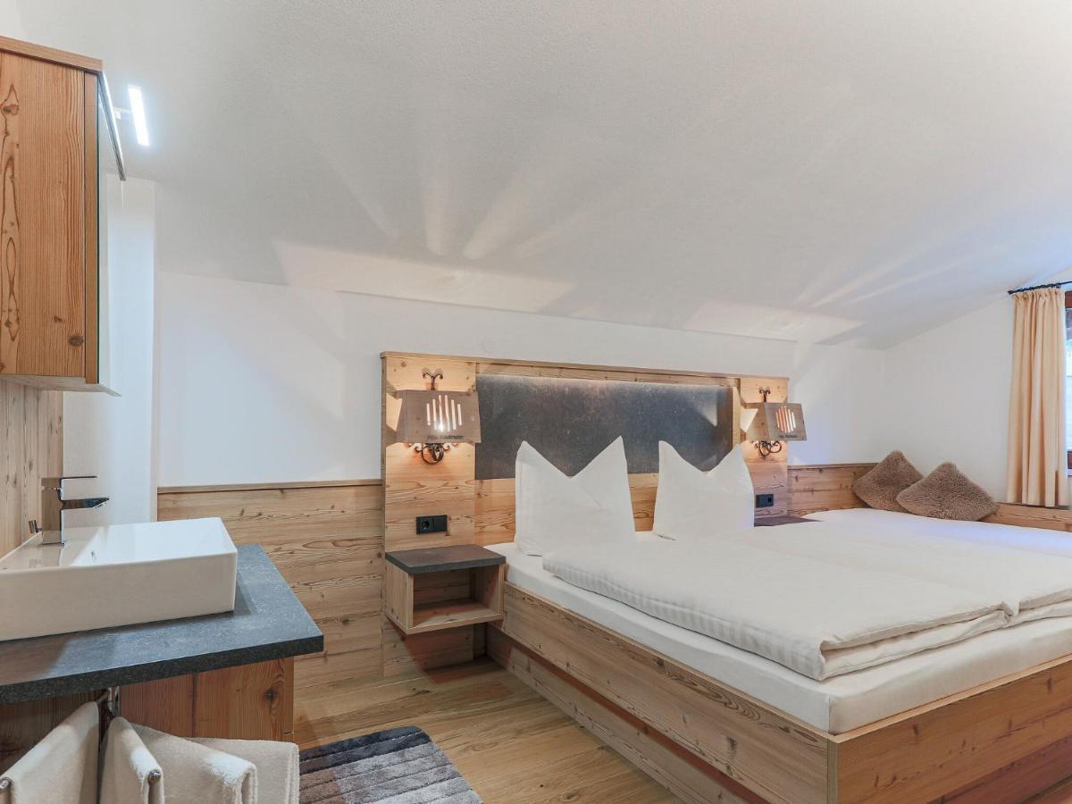 Beautiful Apartment In Brixen In The Thale ブリクセン イン ターレ エクステリア 写真